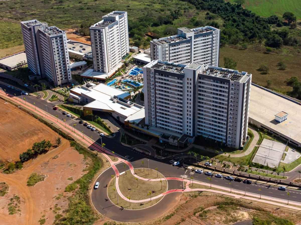 Enjoy Solar Das Aguas Park Resort Olímpia المظهر الخارجي الصورة Aerial view of the complex