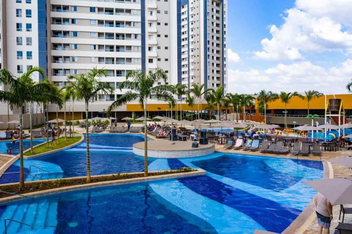 Enjoy Solar Das Aguas Park Resort Olímpia المظهر الخارجي الصورة The swimming pool at the Blue Residences